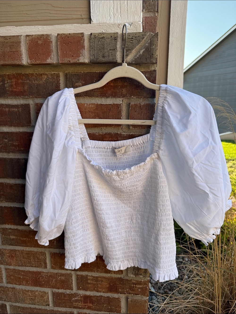 LOFT Ladies XL White Smocked Square-Neck Puff Sleeve Blouse